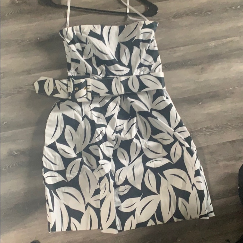 New York & company size 6 black white dress